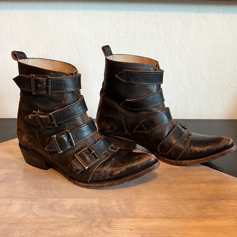 FREEBIRD Skelter bootie RARE FIND